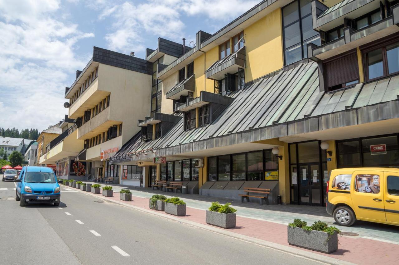Lux Centre Apartment Zabljak  Bagian luar foto
