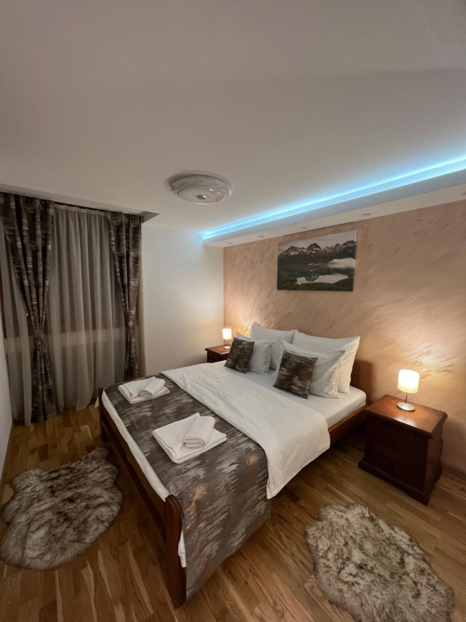 Lux Centre Apartment Zabljak  Bagian luar foto